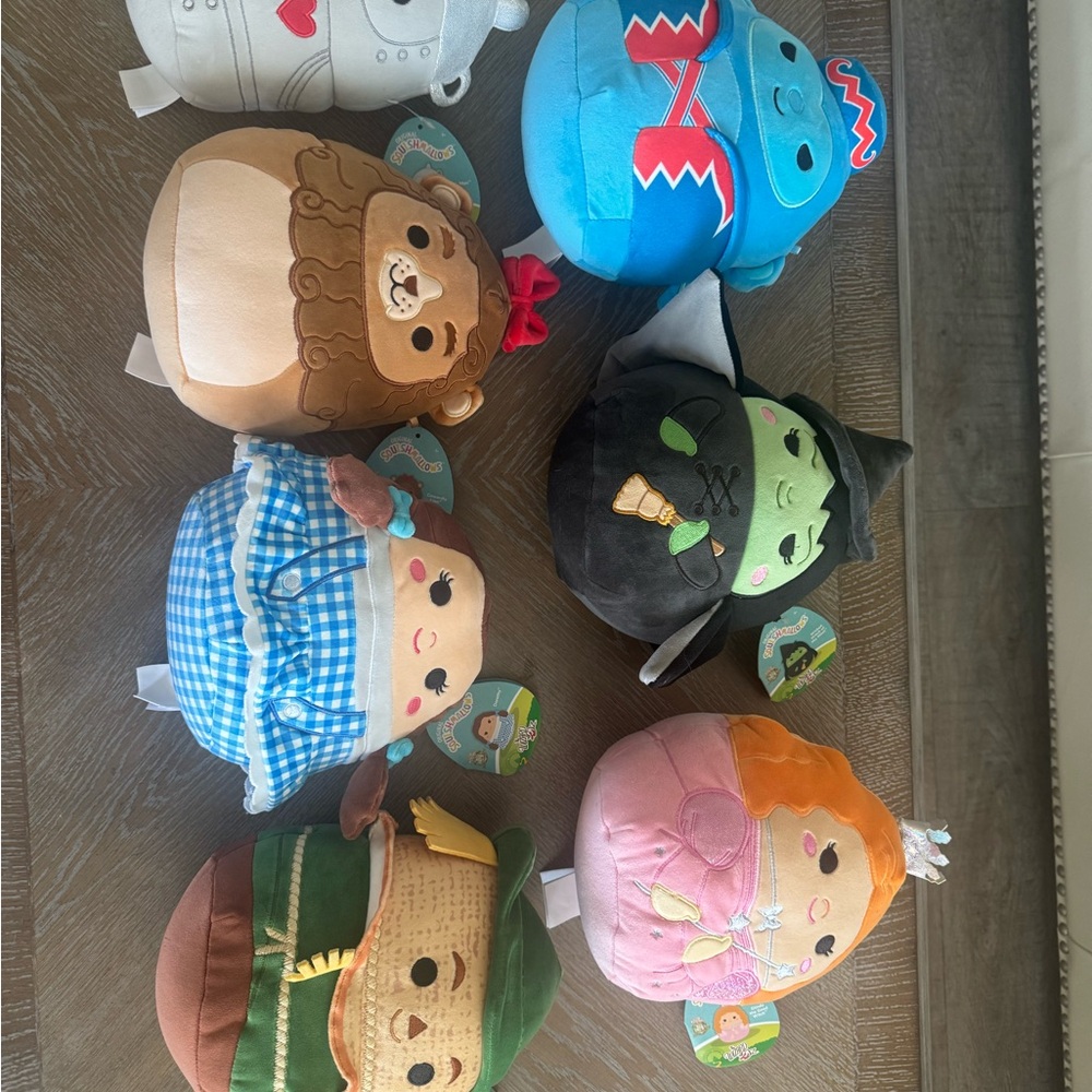 Full set Wizard of Oz Original Squishmallows. Collectables. 7 pieces. NWT!